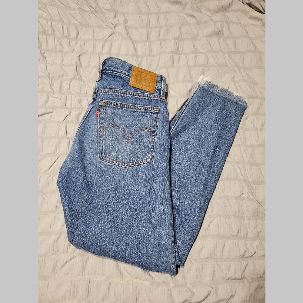 Levi Wedgie Jeans